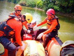 Jasad Pria Diduga Bunuh Diri Ditemukan Mengapung di Bengawan Solo