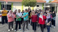 Jalan Santai Dispussip Bojonegoro, Membangun Tubuh Sehat, Semangat Kerja Produktif