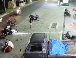 Kecelakaan Didepan SPBU Baureno, Tiga Pemuda Luka-luka