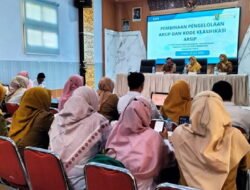 Dinas Perpustakaan dan kearsipan berikan pemahaman pengelolaan arsip di wilayah Dinkes dan RS Ali Manshur