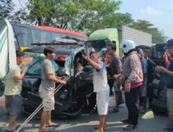Kecelakaan di Jalan Raya Balen: Lima Orang Luka-Luka