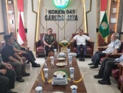 Bersama Dirut PT Timah Restu Widiyantoro Silaturahim ke Danrem 045/Garuda Jaya Brigjen TNI Safta Feryansyah