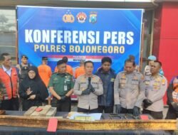 Polres Bojonegoro Ungkap Kasus Pencurian Rel Kereta Api, 4 Tersangka Di Tangkap, 6 DPO