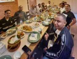 Dihadiri Wapemred Harian Kompas Adi Prinantyo, Menjamu Fransiskus Pati Herin dan Tim di Resto Hiu Kupang