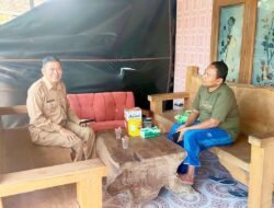 Warga Kemamang Protes, Truk Raksasa Kades Suwaloh Rusak Jalan Desa, Camat Turun Tangan.