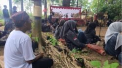 Merbau Satukan Seniman Dipuncak Srawung Seni Sawah