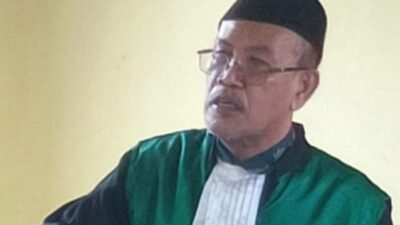 DIALEKTIKA ANTARA NORMA DAN REALITAS