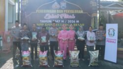 Polres Jombang Salurkan 3,3 Ton Zakat Fitrah, Ratusan Warga Terima Bantuan