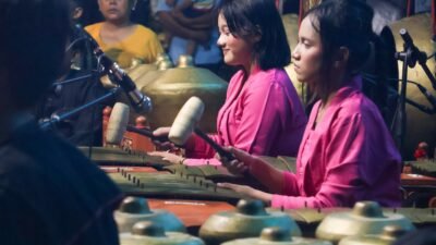 Disbudpar dan PPSBB Gelar Pentas Seni Budaya Lokal Volume 2 di Taman Rajekwesi