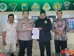Kapolres Lamongan Berikan Dukungan Penuh Pada PSHT Untuk Bersatu, dengan Ketua Umum Mas Dr Ir Muhammad Taufiq SH MM Msc