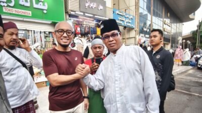 Wakil Kementerian Haji dan Umrah Sambangi Jamaah Bojonegoro di Makkah, Titip Pesan Jaga Fisik dan Luruskan Niat Ibadah