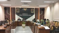 Percepat Penyelesaian Anomali Data DTSEN, Komisi C DPRD Bojonegoro Rapat Kerja Bersama Dinsos