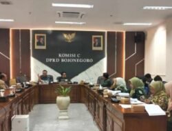 Percepat Penyelesaian Anomali Data DTSEN, Komisi C DPRD Bojonegoro Rapat Kerja Bersama Dinsos