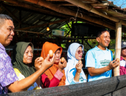Warga Gayam Curhat Soal Pertanian hingga Infrastruktur ke Bupati Wahono Saat Medhayoh