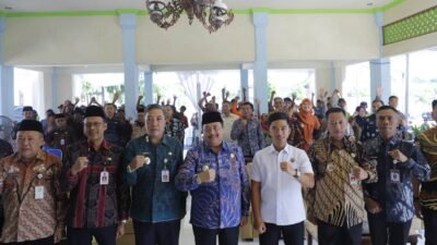 BLT Hasil Cukai 2026 Resmi Diluncurkan, Bupati Jombang Warsubi Salurkan Bantuan kepada 11.720 Pekerja Tembakau, Cengkeh, dan Buruh Pabrik Rokok
