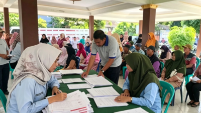 520 Warga Empat Desa di Jombang Terima BLT DBHCHT 2026, Penyaluran Dipusatkan di Balai Desa Losari
