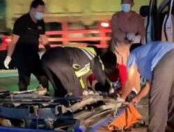 Truk Serobot Jalur Berlawanan di Bojonegoro, Tabrak Pikap L300 hingga Pengemudi Tewas