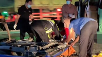Truk Serobot Jalur Berlawanan di Bojonegoro, Tabrak Pikap L300 hingga Pengemudi Tewas