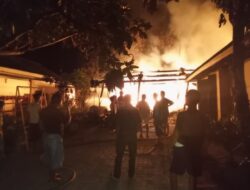 Rumah Sekaligus Tempat Usaha Meubel di Desa Nganti Terbakar