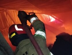 Gudang Produksi Box Sound System di Desa Semenpinggir Terbakar