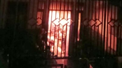 Ruko dua Lantai di Jalan Raya Pasar Kedungadem Kebakaran