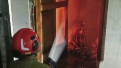 Ruko Rocket Chicken di Baureno Bojonegoro Terbakar, Diduga Akibat Korsleting Listrik