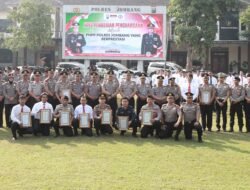 Kapolres Jombang Berikan Penghargaan kepada 9 Personel Berprestasi, Apresiasi Kinerja dan Dedikasi