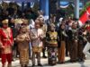 Pejabat Bojonegoro Tampil Pakai Busana Adat Beragam Daerah, Peserta Upacara Kompak Kenakan Pakaian Samin